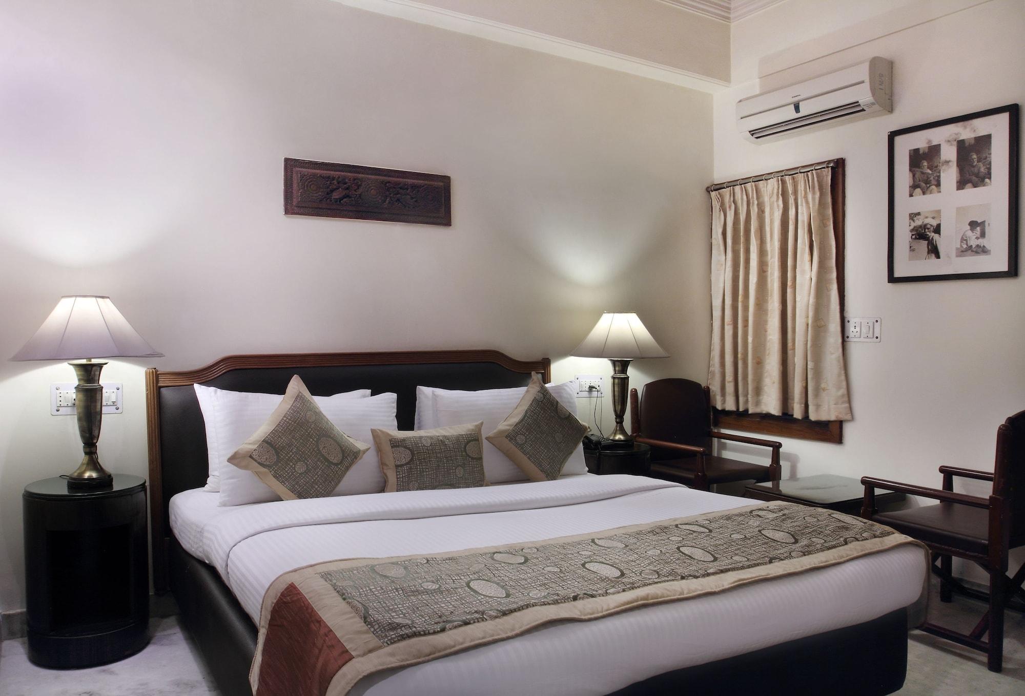 Hotel Hari Piorko - New Delhi Railway Station Exterior photo