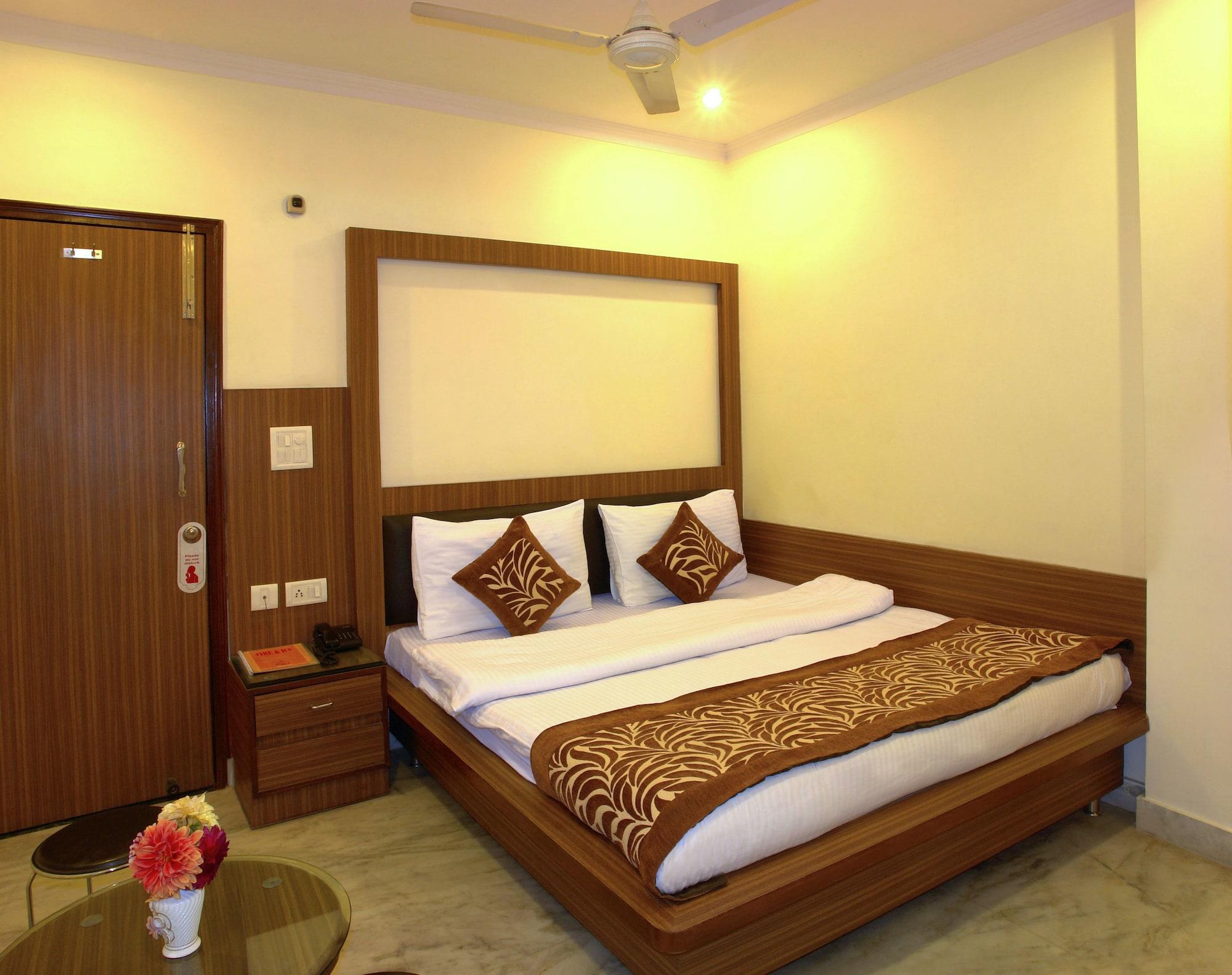 Hotel Hari Piorko - New Delhi Railway Station Exterior photo