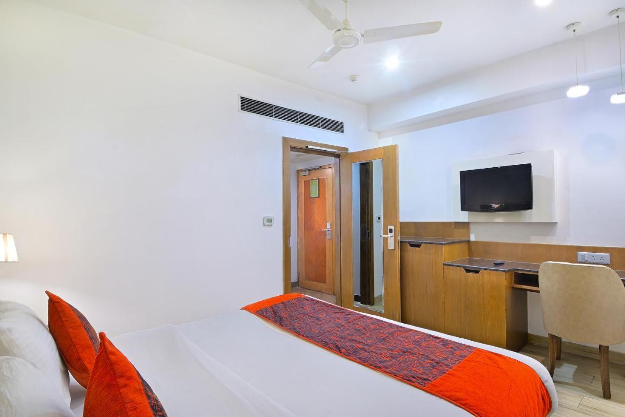 Hotel Hari Piorko - New Delhi Railway Station Exterior photo