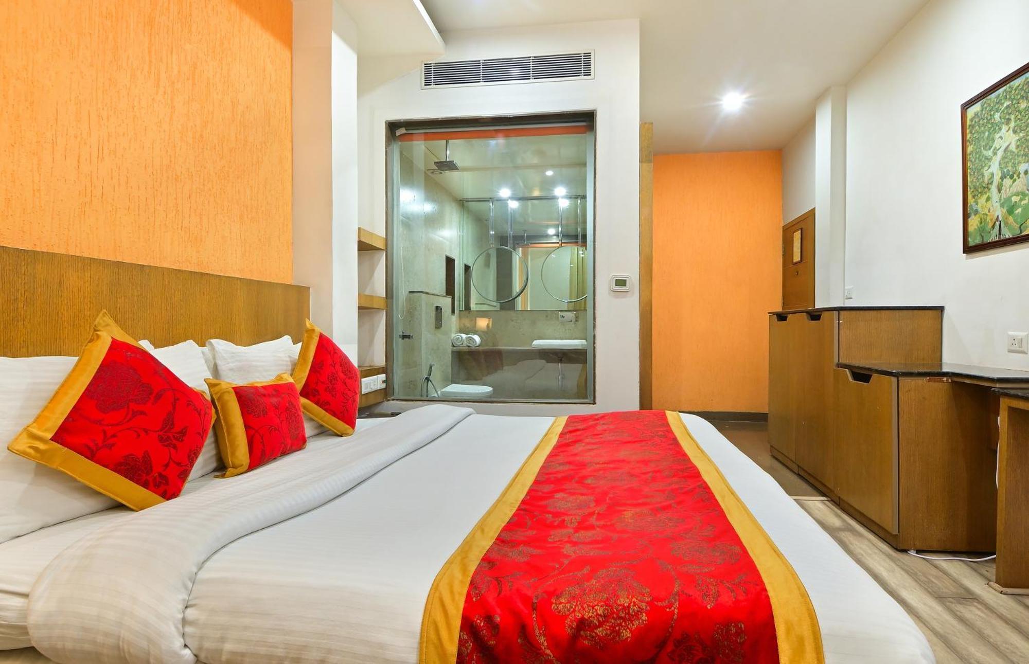 Hotel Hari Piorko - New Delhi Railway Station Exterior photo