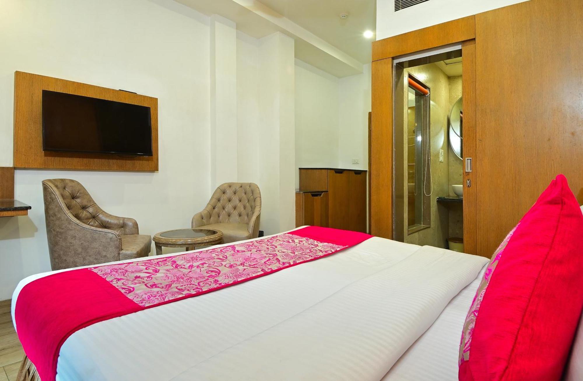 Hotel Hari Piorko - New Delhi Railway Station Exterior photo