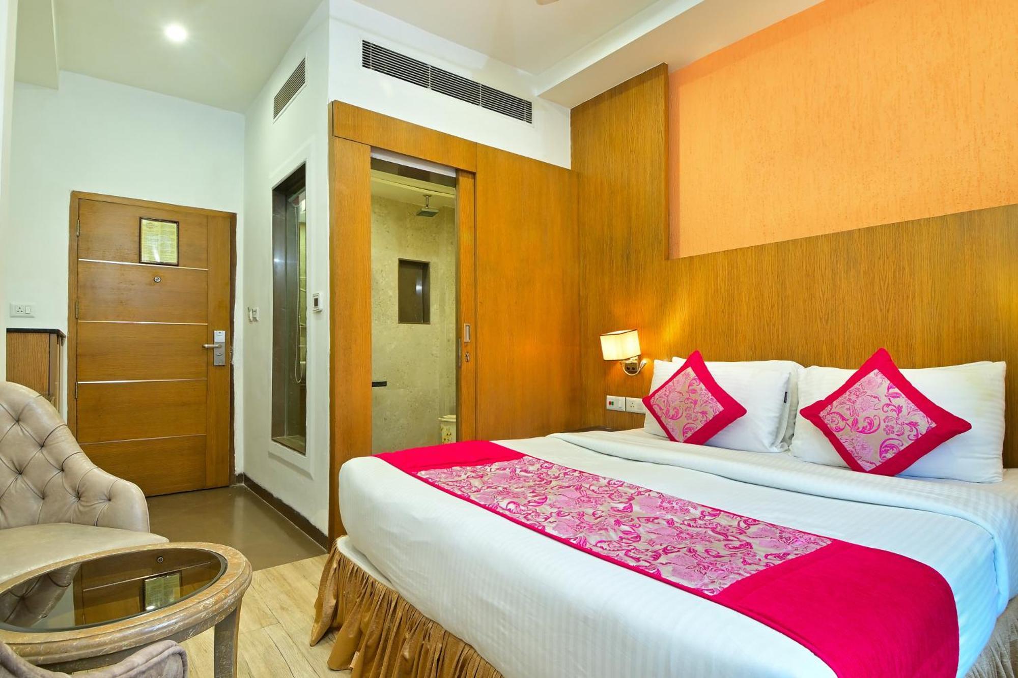 Hotel Hari Piorko - New Delhi Railway Station Exterior photo