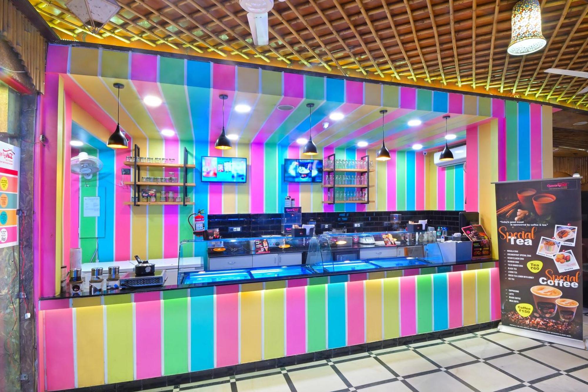 Hotel Hari Piorko - New Delhi Railway Station Exterior photo